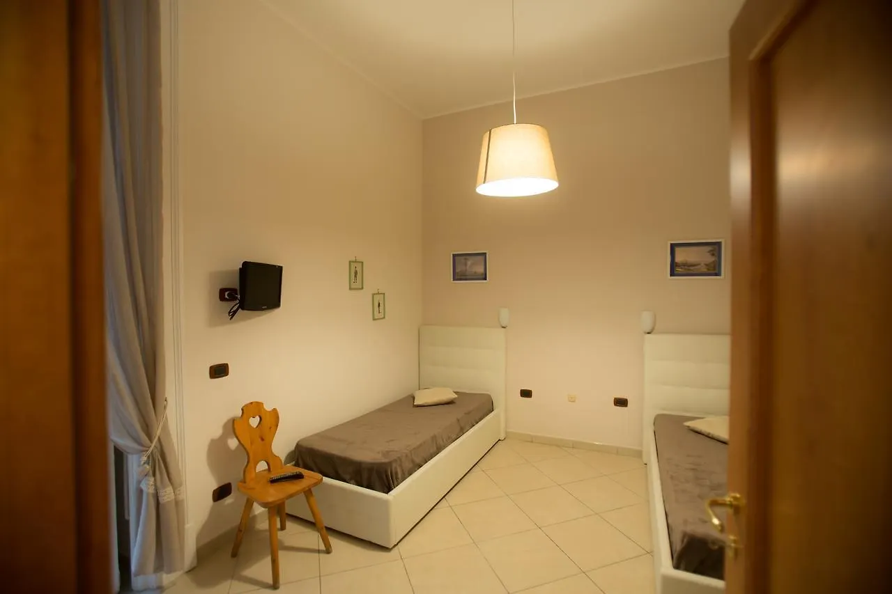 Bed and Breakfast A Casa Di Nonna Giulia Napoli 3*,