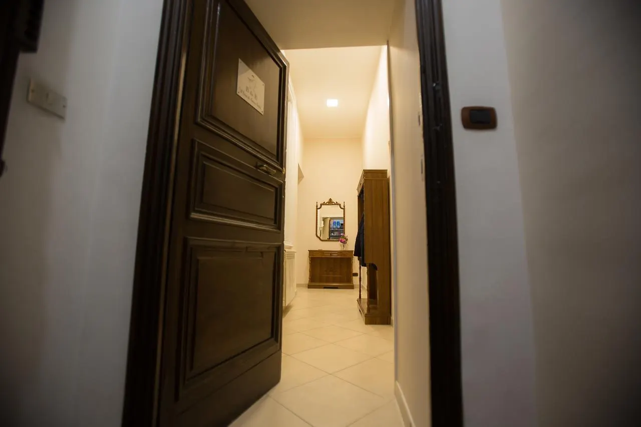 Bed & Breakfast Bed and Breakfast A Casa Di Nonna Giulia Napoli